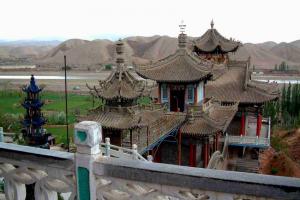 红山寺石窟