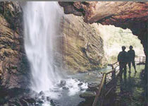 古龙山峡谷群