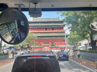 坐公交 乘地铁 打卡北京中轴线