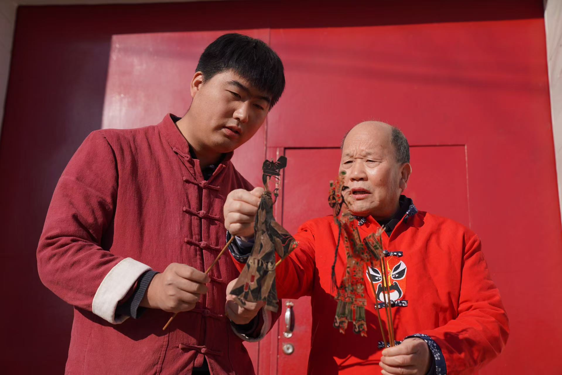 “影”动匠心 “临潼零口孙家皮影戏”添年味